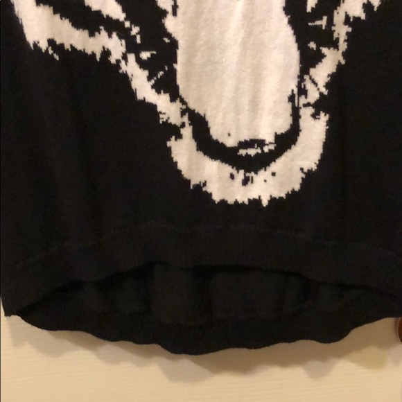 Express sweater - Picture 2 of 3